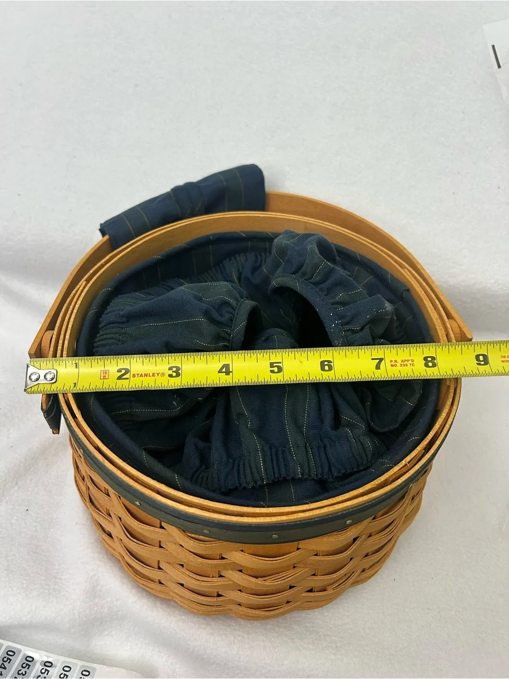 Longaberger 2001 Collectors Club Renewal Basket